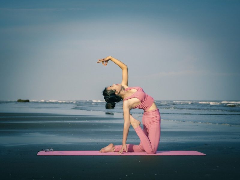 5 bonnes raisons de vous mettre au yoga